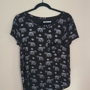 hollister elephant tee